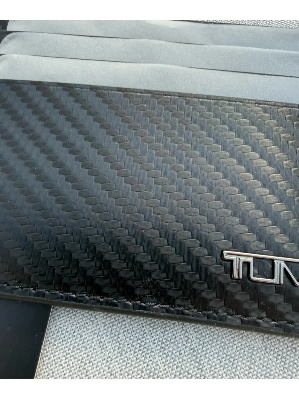 NEW Tumi Slim Card Case - 6 slot - Wallet - ALL CARBON FIBER